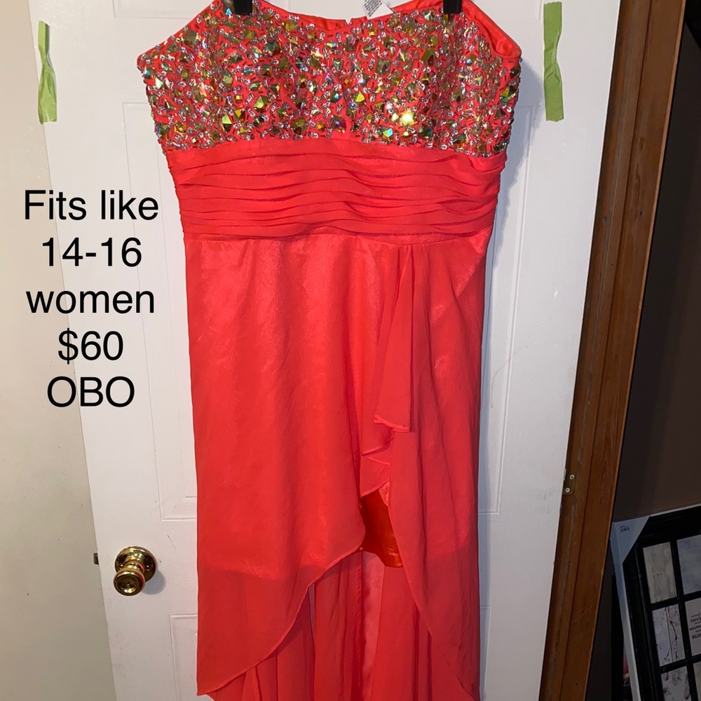 Size 20 coral color prom/bridesmaid dress